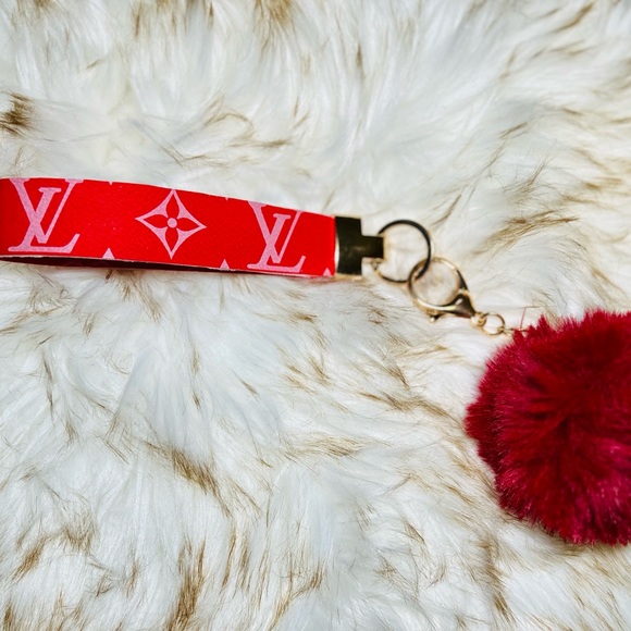 Designer wristlet keychains - Picture 11 of 14